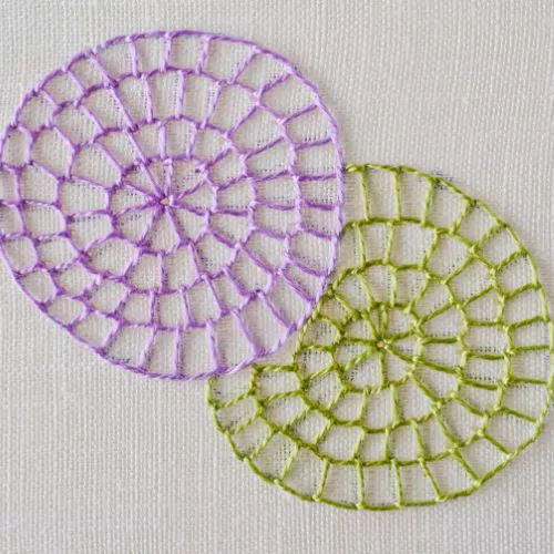 Blanket stitch filling in circles