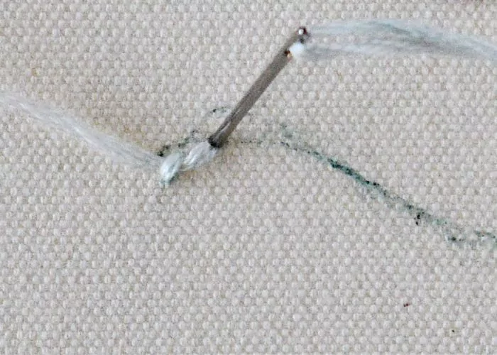 hungarian braided chain stitch embroidery step 2