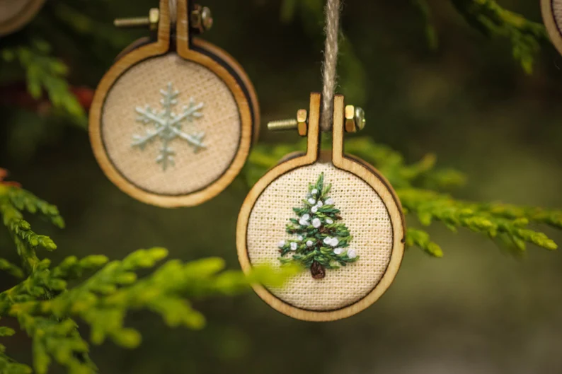 Christmas hand embroidery patterns for Mini hoops