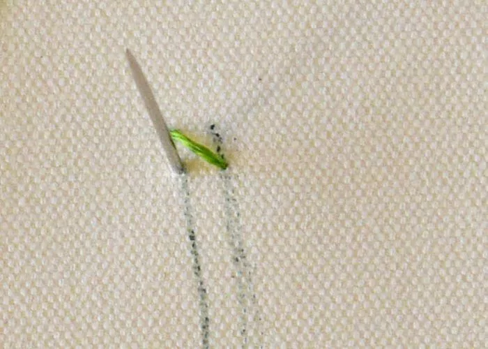 hand embroidery basket stitch tutorial:  Step2