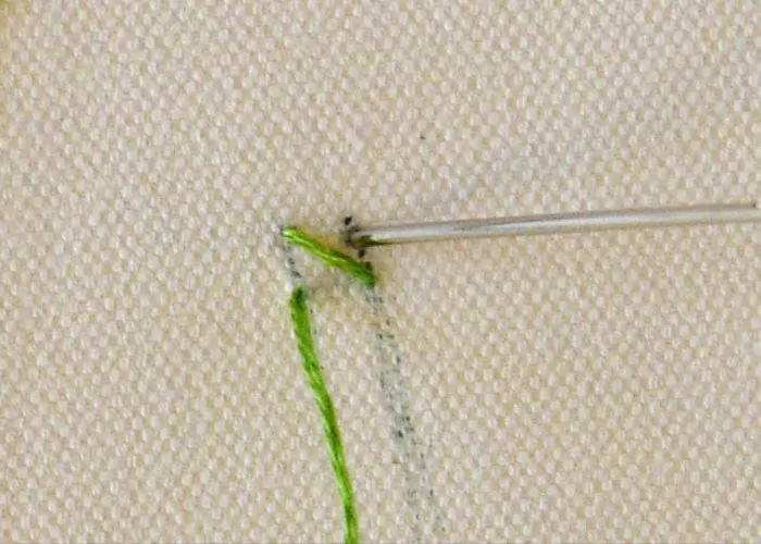 hand embroidery basket stitch tutorial:  Step3