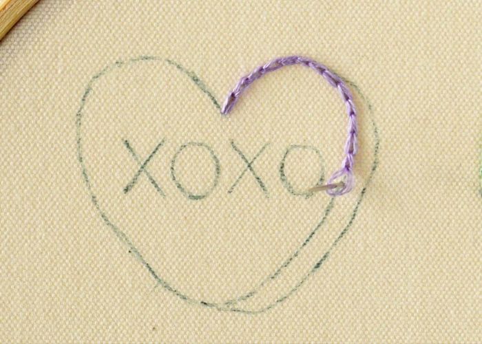 Violet heart Chain stitch outline