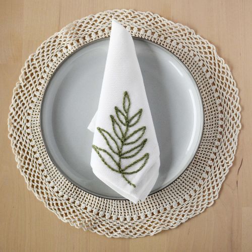 DIY embroidered napkins with Olive embroidery