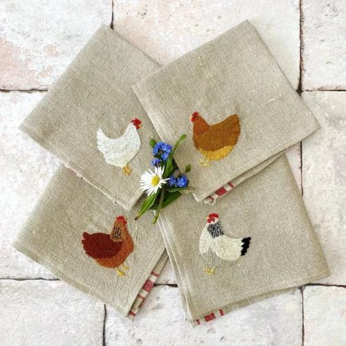 Feathered Hen Napkins pattern on Etsy by BustleandSew