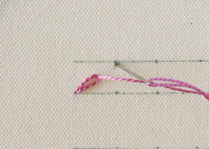 Feathered Chain Stitch step3