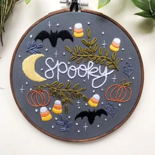 Spooky Halloween - por flossandhoopshop en Etsy