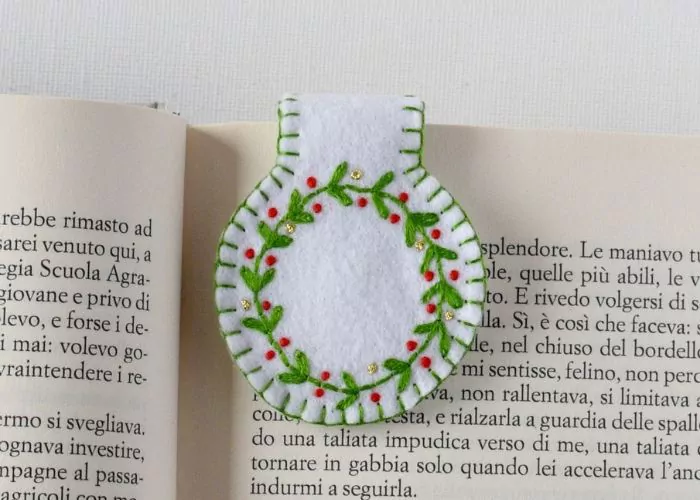 Custom magnetic bookmark in a book