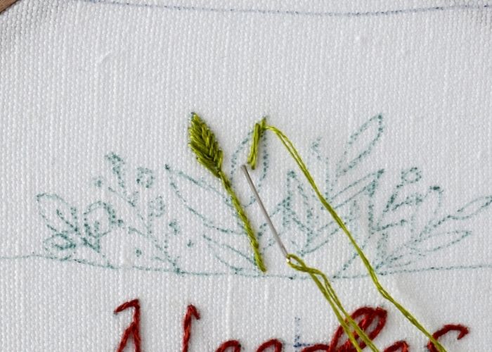 Embroider pointed leaves with Fishbone stitch