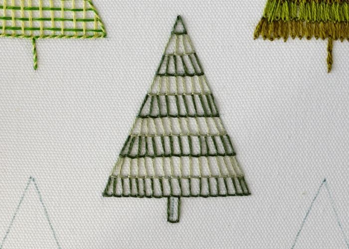 Christmas tree embroidery with blanket stitch filling