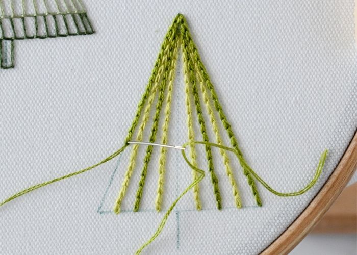 How to embroider Christmas tree Step 22