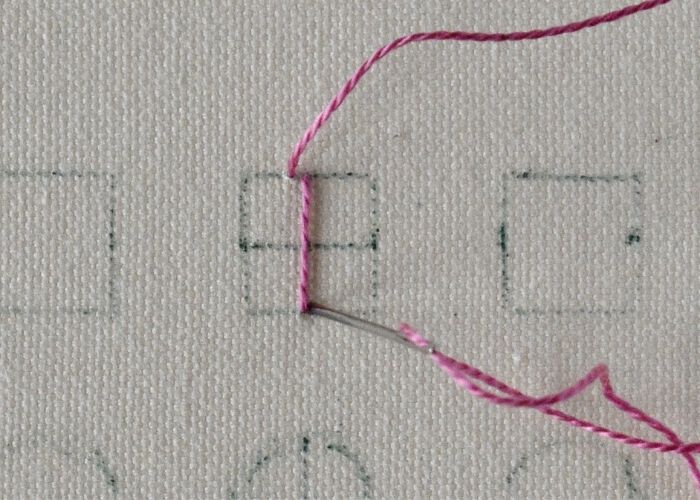 Learn how to embroider Rhodes Stitch