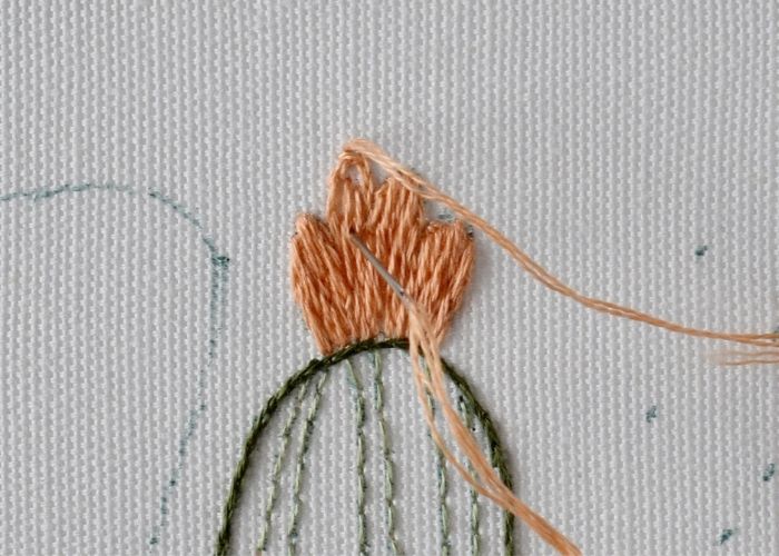 Cactus flowers - long and short stitch filling 2