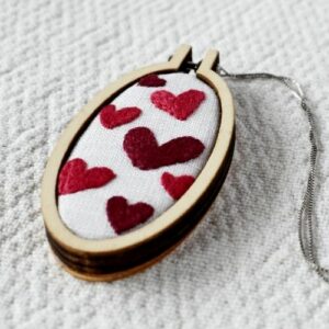 Mini Hoop Pendant with hearts - Tutorial