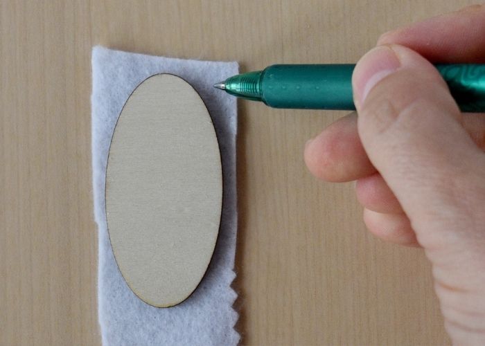 Prepare the padding fabric