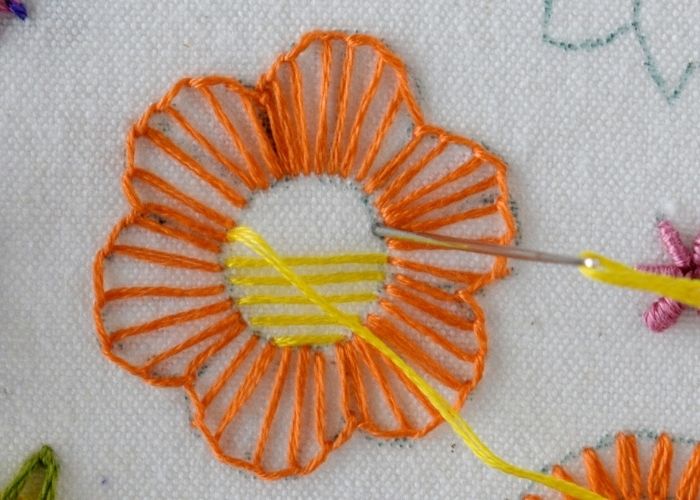Making weave stitch center for a floral design