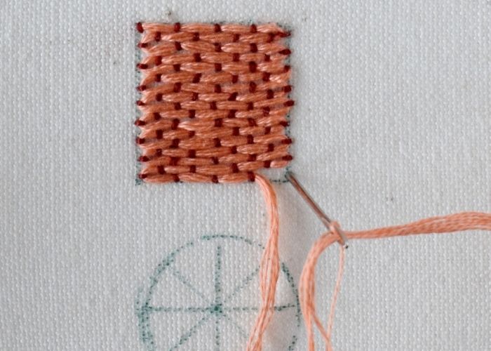 How to embroider Couching Stitch Filling