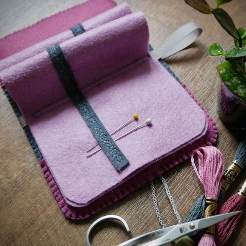 Wool felt needle book case by LoftFullOfGoodies on Etsy