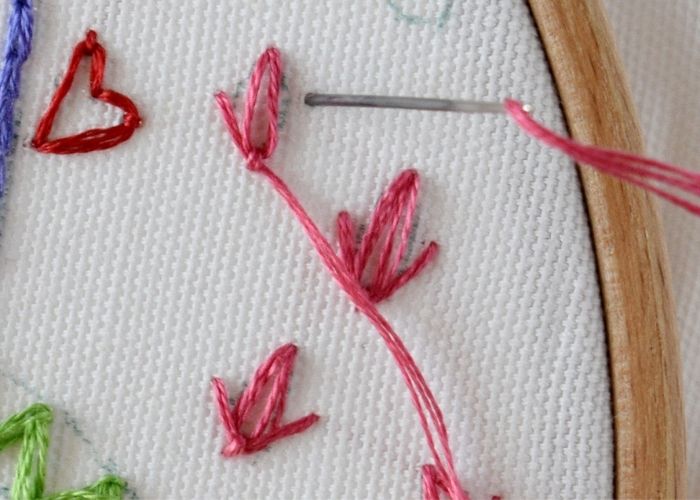 Chain Stitch variations Tulip Stitch step 4 image