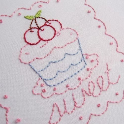 Cupcake embroidery pattern designed by KimberlyOuimet on Etsy