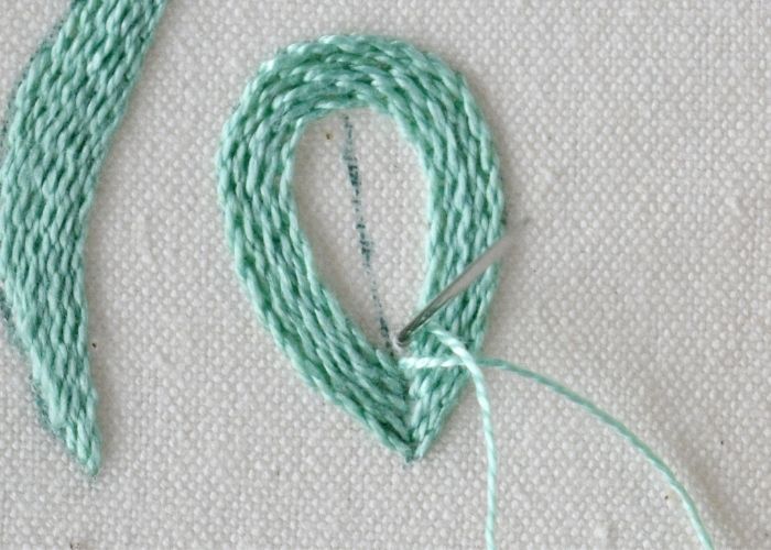 How to fill with Stem stitch