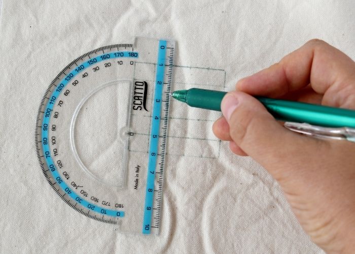 Cloud Filling Stitch Step 1 image