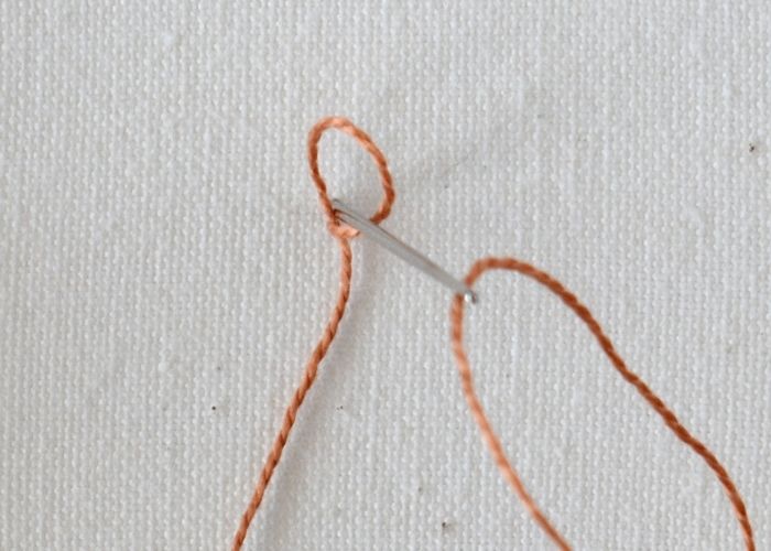 Peking Knot stitch Step2 image