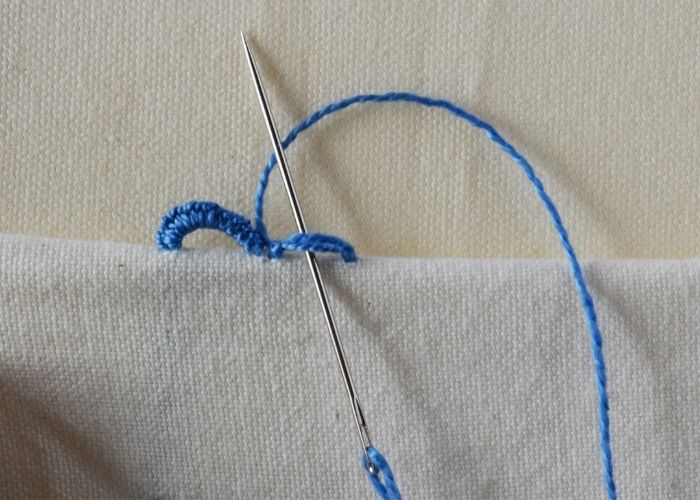 Buttonhole Bar Picots hand embroidery tutorial step 4 image