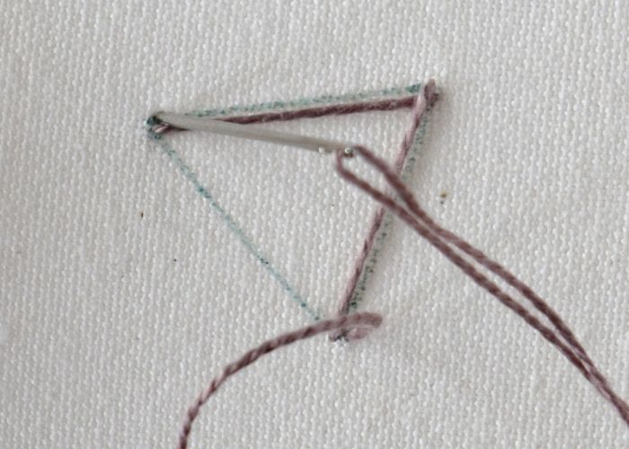 Crows Foot Stitch embroidery tutorial step4 image
