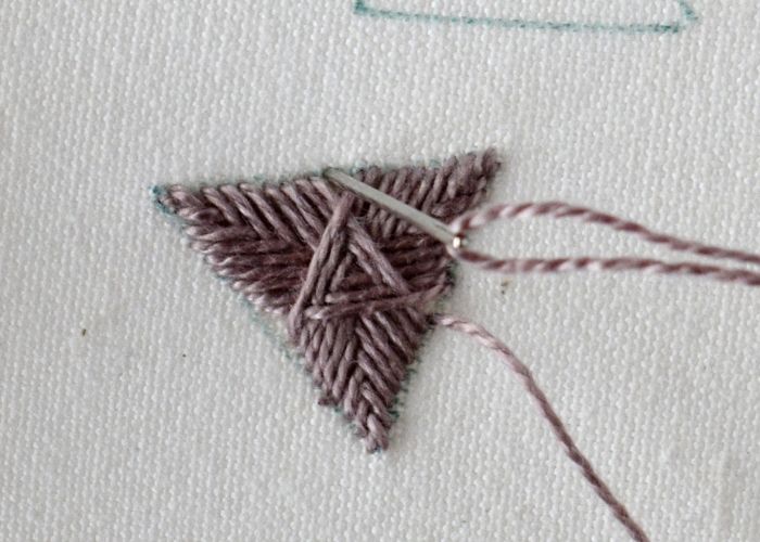Crows Foot Stitch embroidery tutorial step9 image