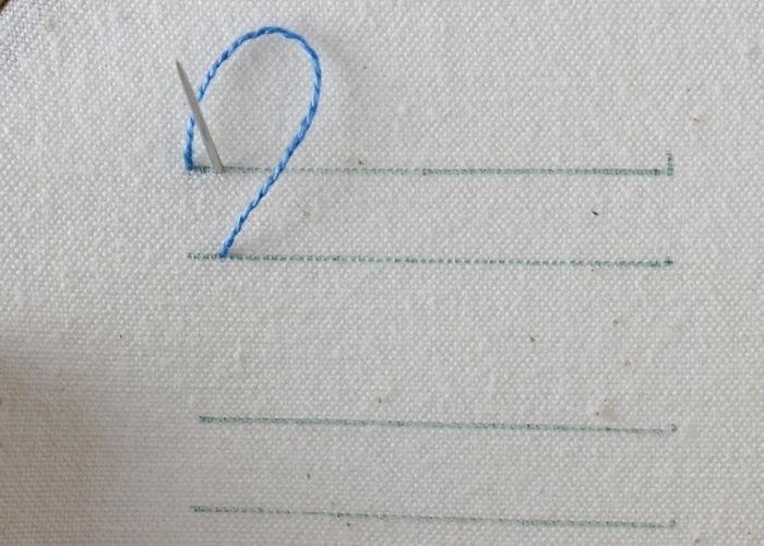 Tutorial per il ricamo del punto coperta lungo e corto passo1 immagine