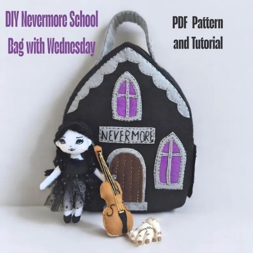 Modello di borsa per la scuola Nevermore di Mercoledì Dollhouse su Etsy