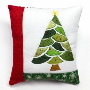 Christmas tree embroidery pattern and quilting tutorial