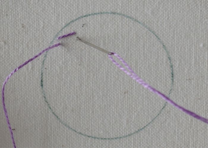 Double Rice Stitch hand embroidery tutorial step 2 image