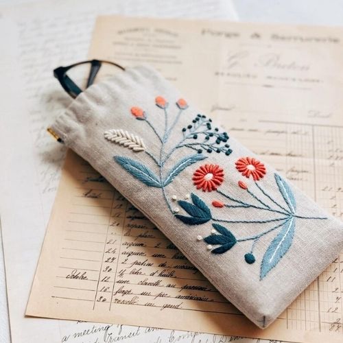 Wildflower Eyeglass Case Kit - RustyRoofFabrics on Etsy