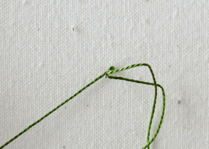 Colonial knots stitch embroidery step 4 image