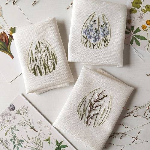 Floral Easter Eggs - Embroidery pattern and video tutorial by AmityFloralEmbroider image