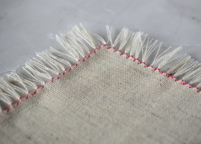 Hem Stitch With a Self-fringing Edge details image