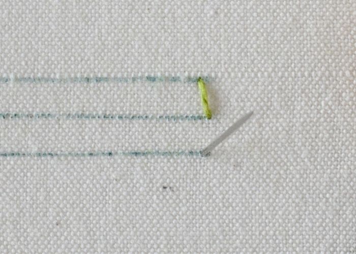 Point de boucle noué tutoriel de broderie à la main étape3 image