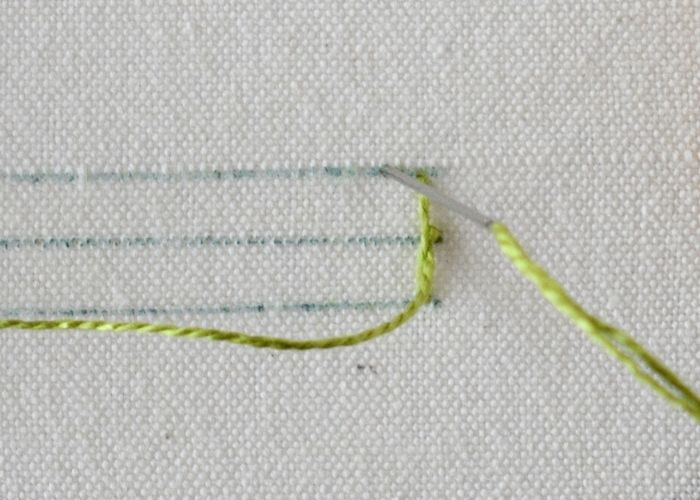 Point de boucle noué tutoriel de broderie à la main step5 image