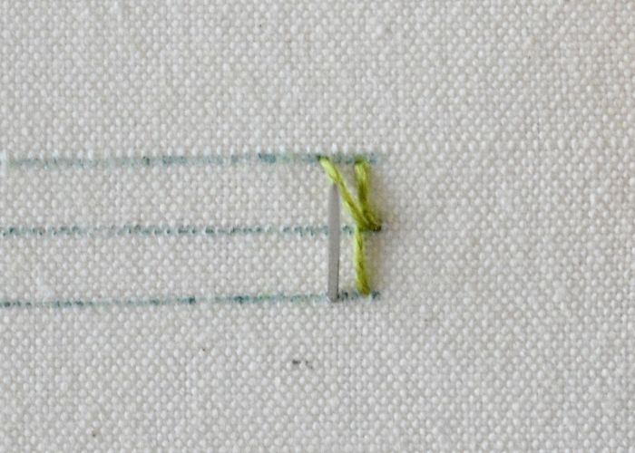 Point de boucle noué tutoriel de broderie à la main step6 image