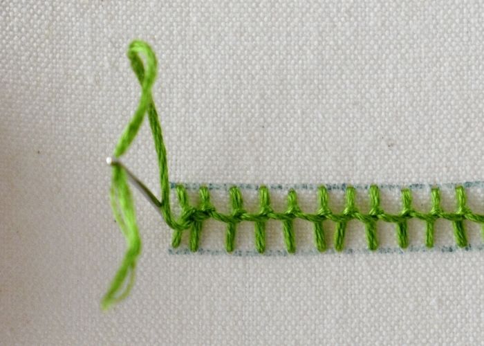 Point de boucle noué tutoriel de broderie à la main step9 image
