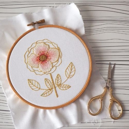 Rose Free embroidery pattern and tutorial by Stitch Floral