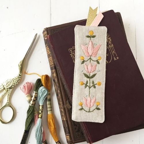 Schema di ricamo e cucito digitale in PDF di Nanas Bookmark su Etsy image