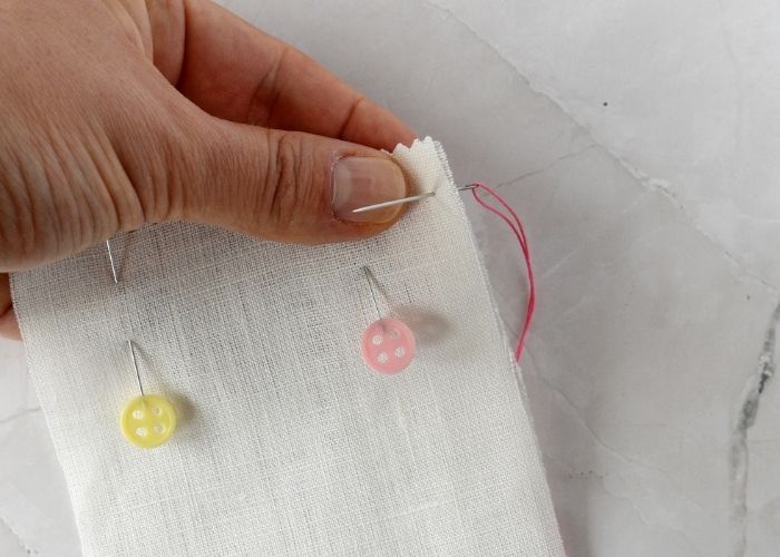 Back Stitch sewing method step 2 image