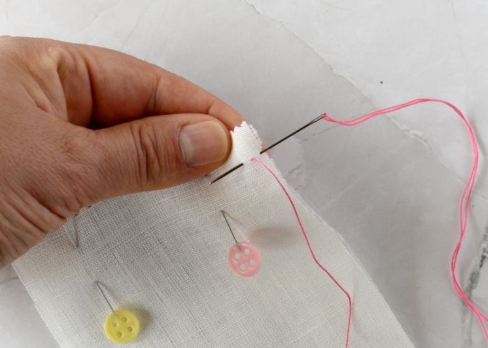 Back Stitch sewing method step 3 image