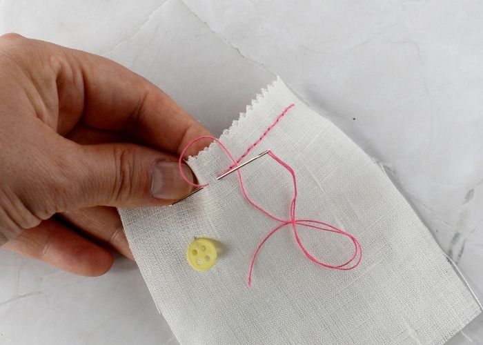 Back Stitch sewing method step 5 image
