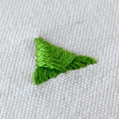 Sprats Head Stitch embroidery sampler single triangle image