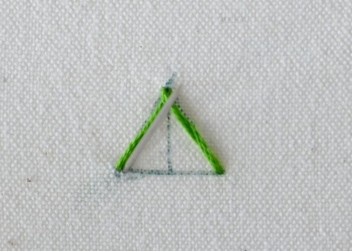 Sprats Head Stitch hand embroidery tutorial step 4 image