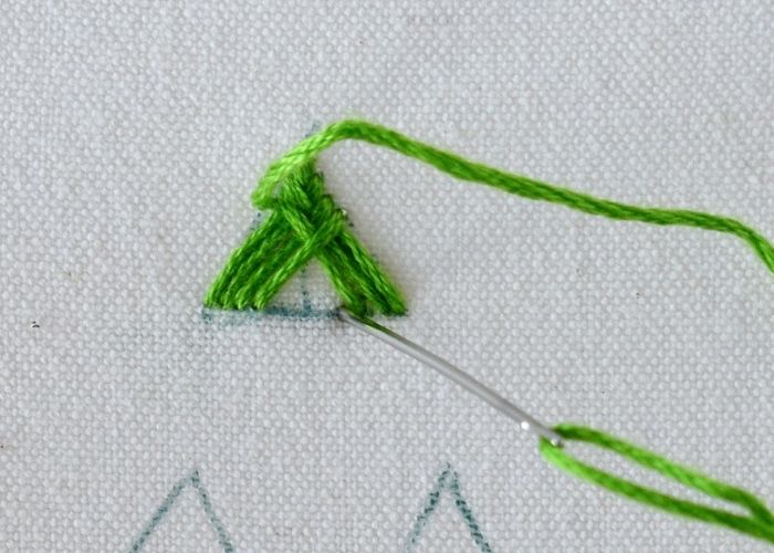 Sprats Head Stitch hand embroidery tutorial step 7 image