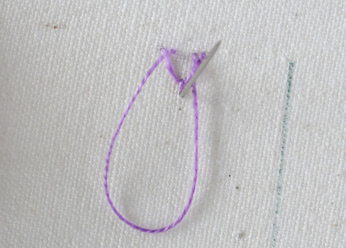 Double Fly Stitch hand embroidery tutorial step 5 image